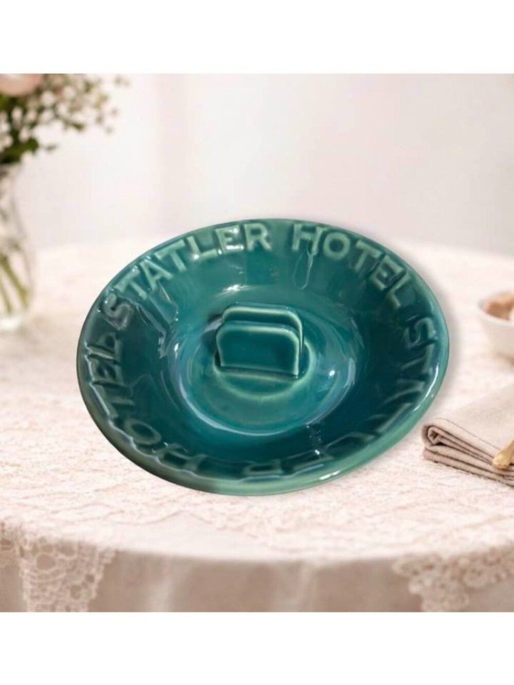 Hotel Statler New York 1949-1954 Mid Century Teal Green Ashtray Matchbook Holder
